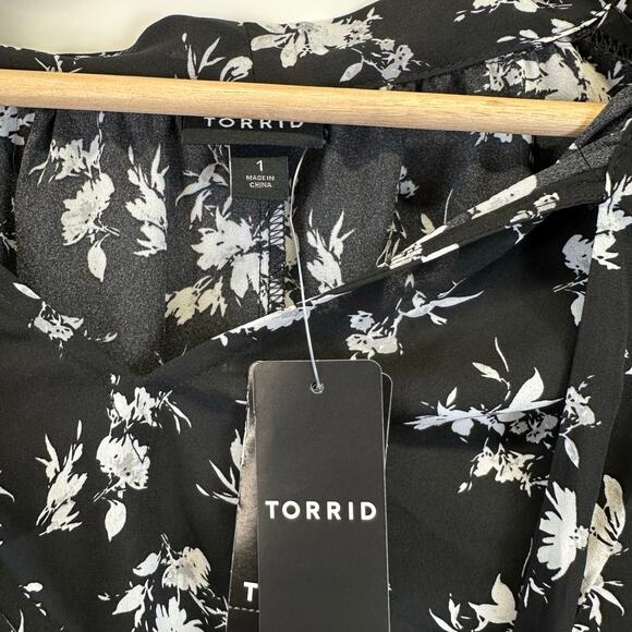 Torrid Georgette Tie Front Cold Shoulder Black Floral Blouse Womens Plus 1 - Picture 11 of 13